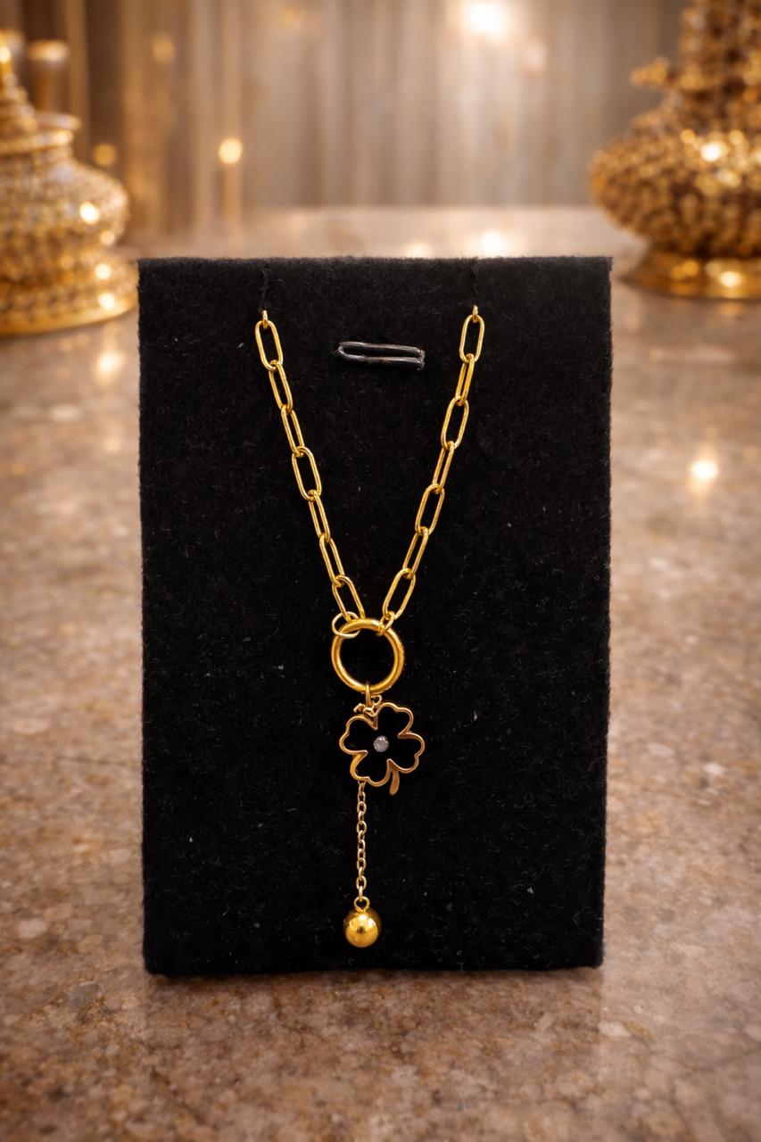 Noir Fleur Necklace, view 1