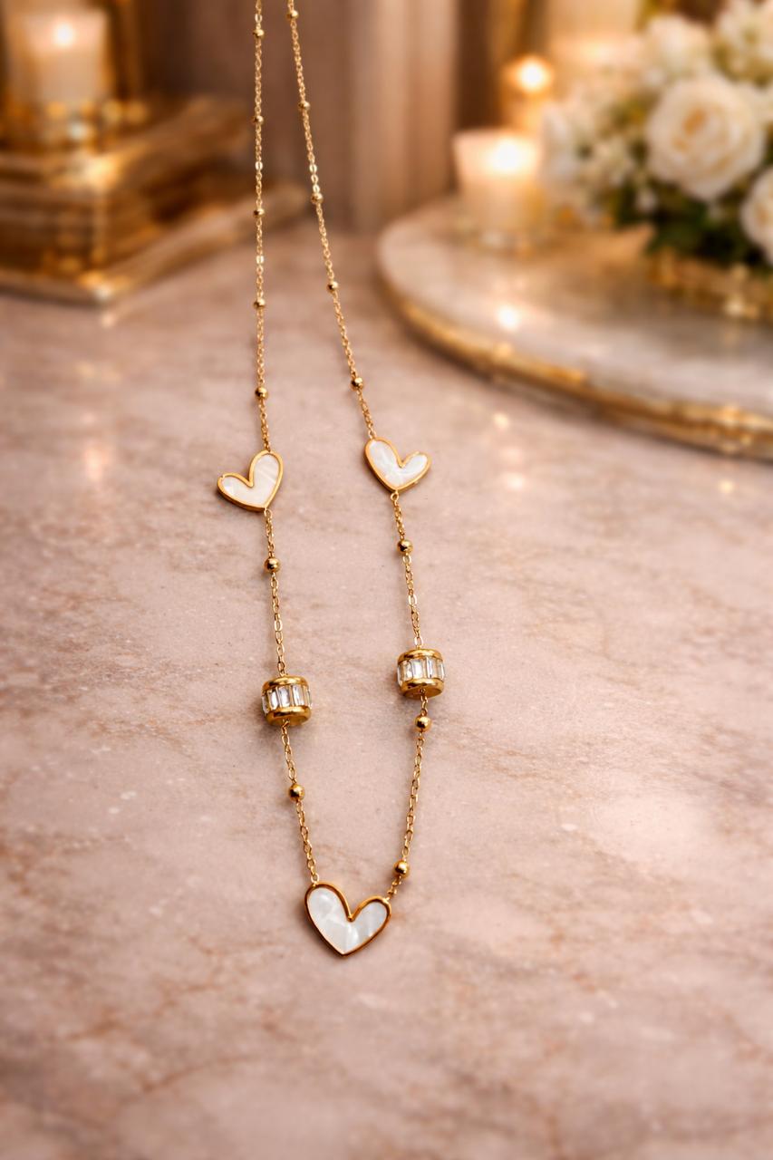 Hearts in Gold, view 1